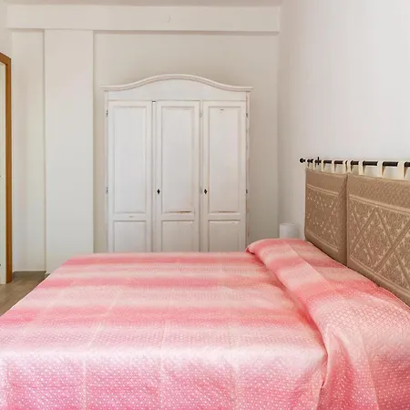 Appartamento With Sea View And Terrace