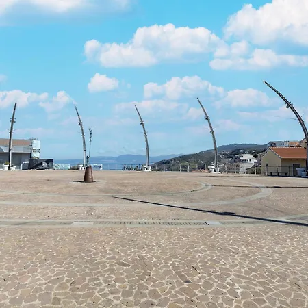 Διαμέρισμα With Sea View And Terrace *